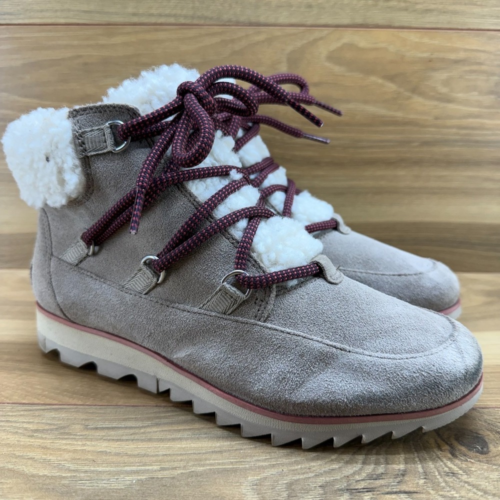 Sorel Harlow Lace Up Cozy boots Womens 7 Taupe Suede Waterproof Sherpa